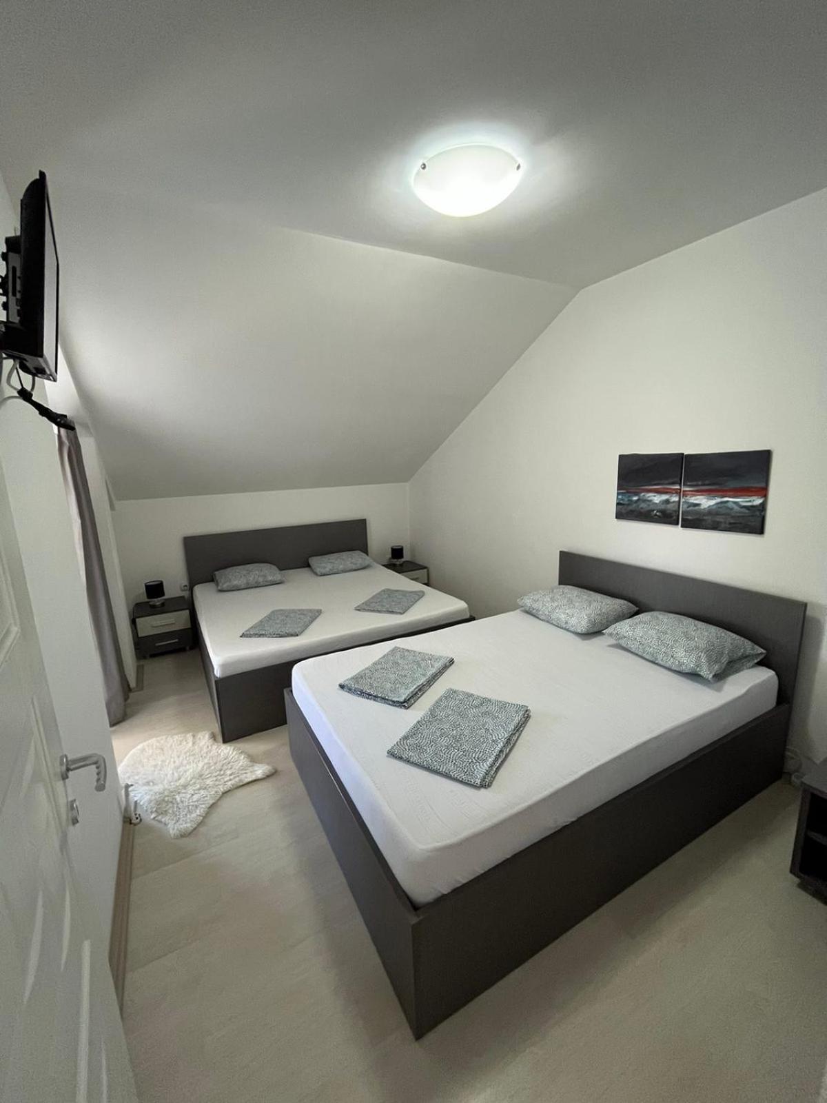 Apartments Ivi غيفيغليا المظهر الخارجي الصورة